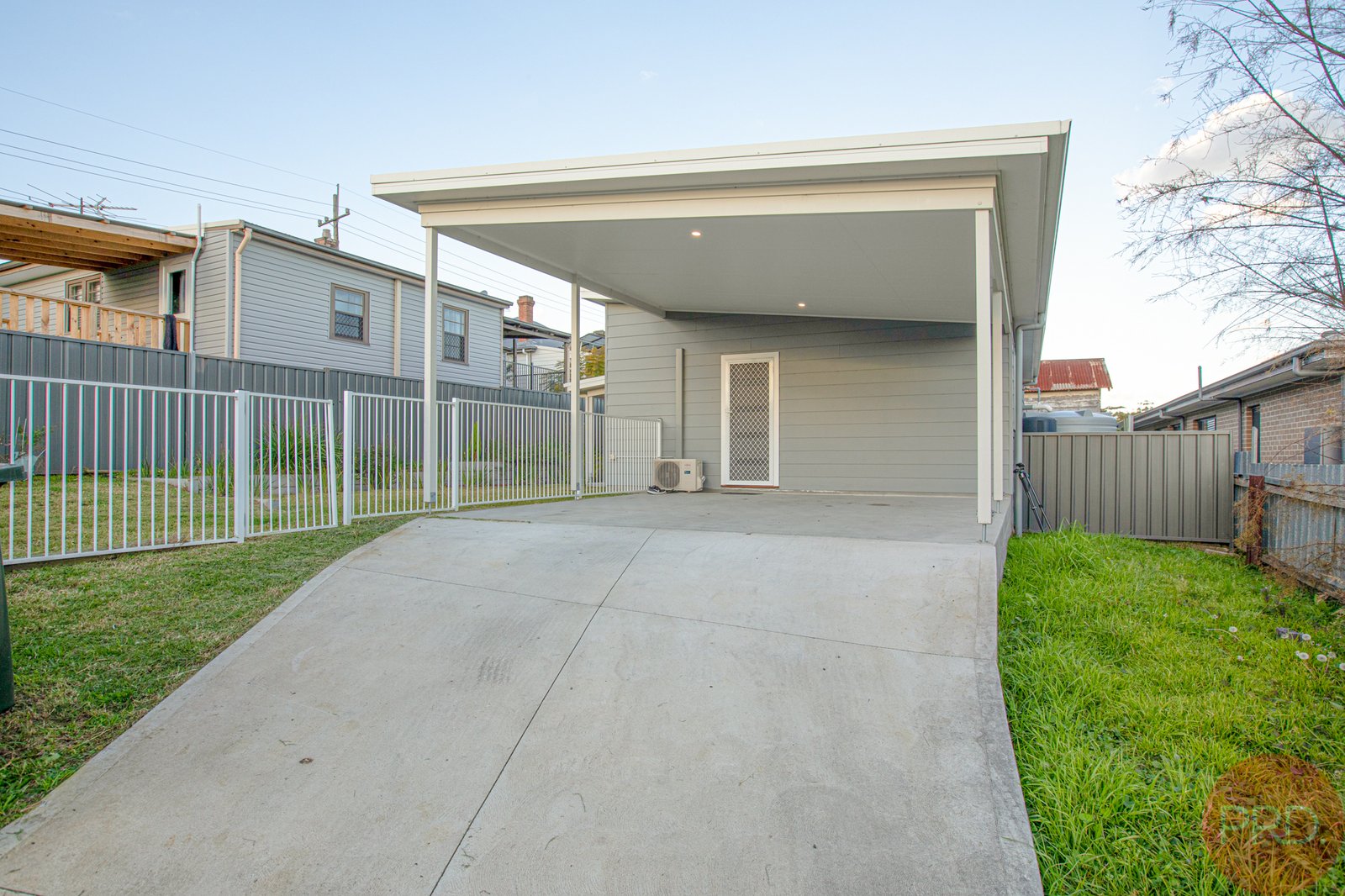 50 & 50A Thomas Street TELARAH 2