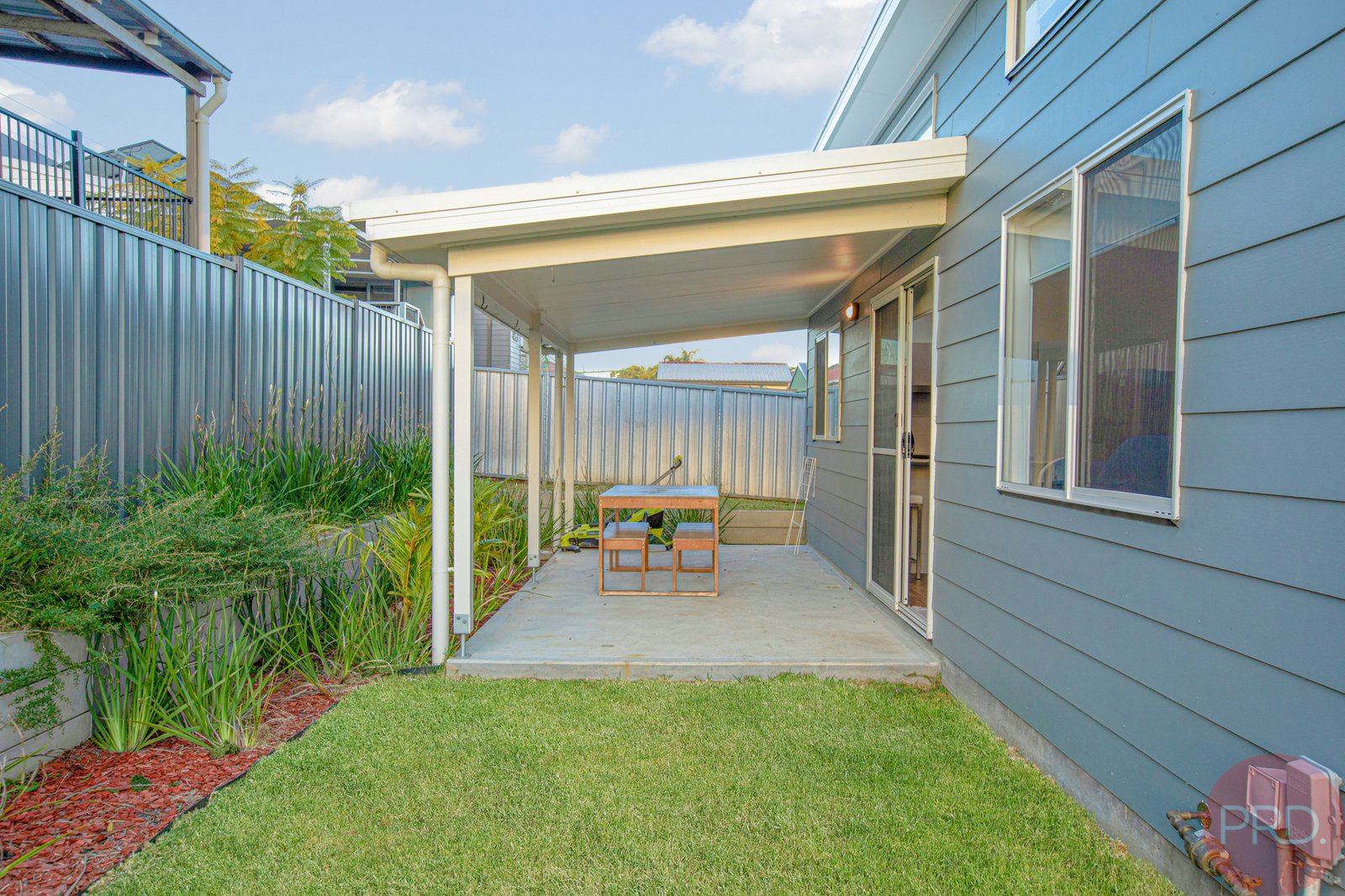 50 & 50A Thomas Street TELARAH 11