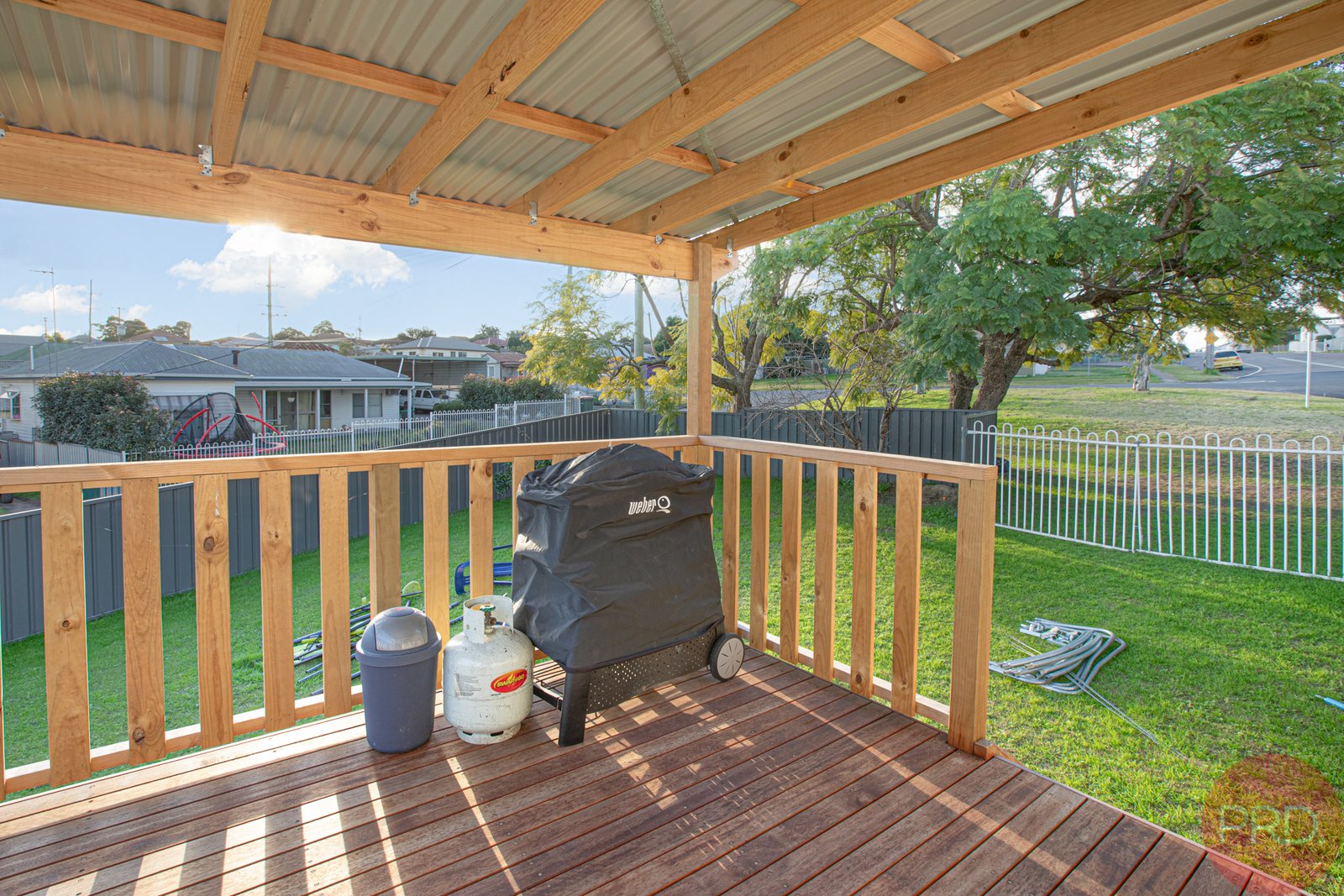 50 & 50A Thomas Street TELARAH 25