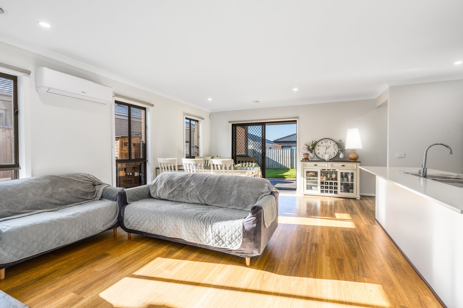 Gallery: 50 Abingdon Boulevard