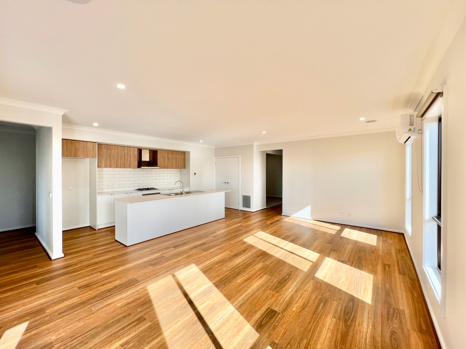 Gallery: 50 Abingdon Boulevard
