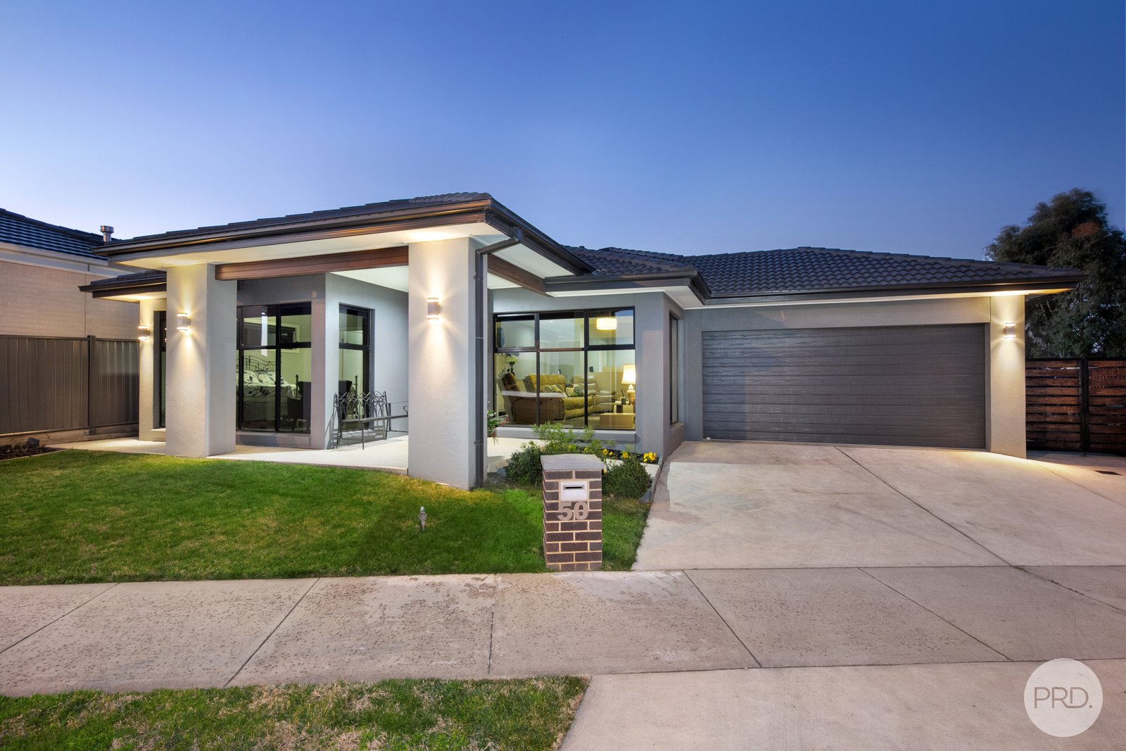 50 Ascot Gardens Drive DELACOMBE 1