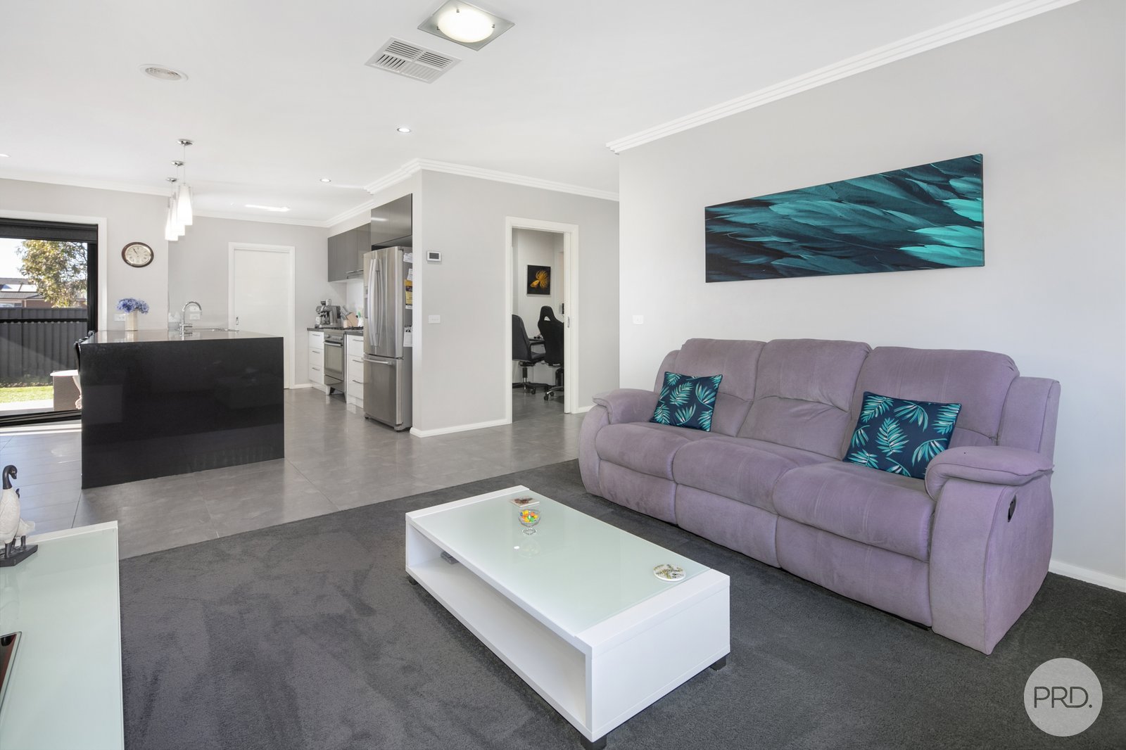 50 Ascot Gardens Drive DELACOMBE 8
