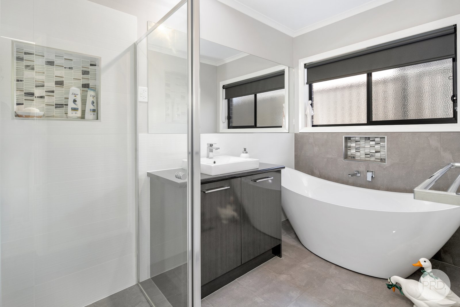 50 Ascot Gardens Drive DELACOMBE 13