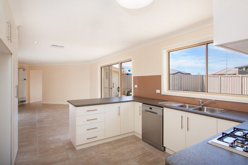 50 Barrima Drive GLENFIELD PARK 3