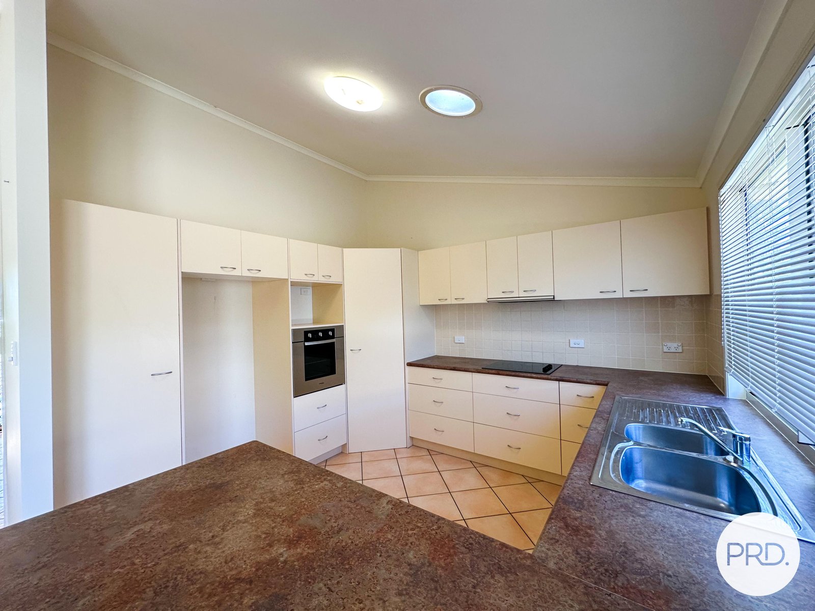 50 Baruby Boulevard BENARABY 4