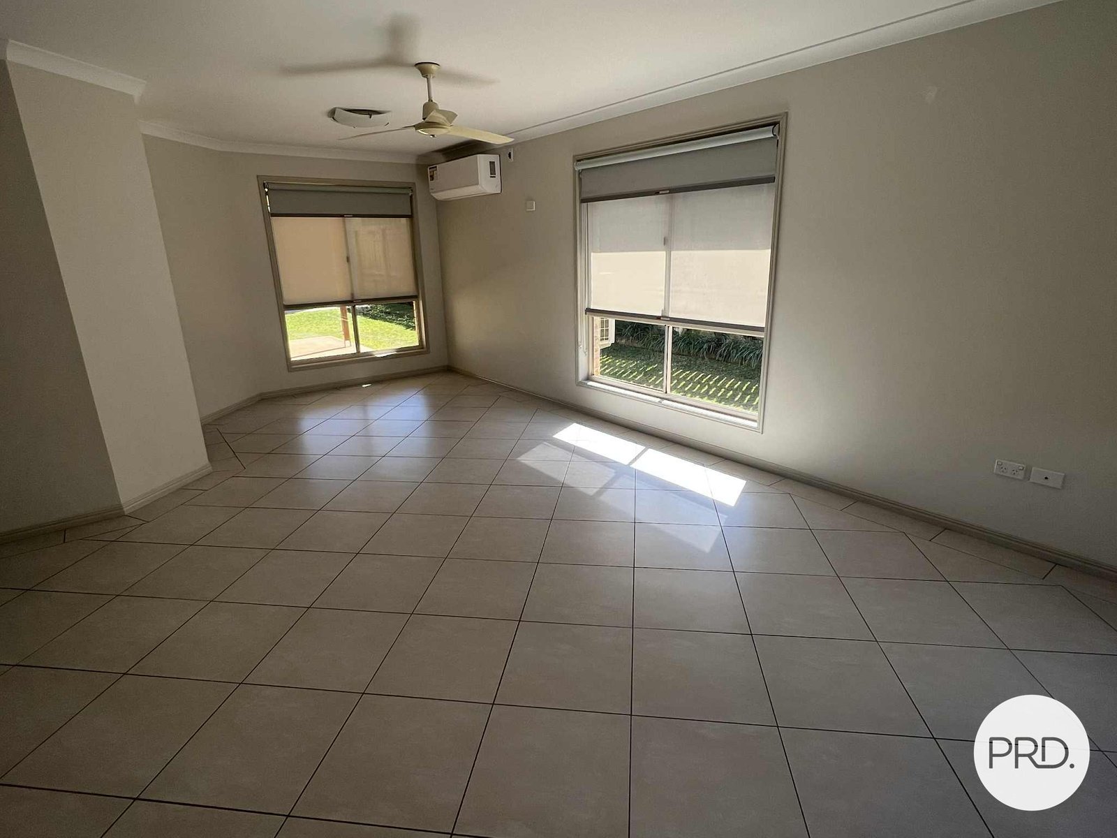 50 Bauhinia Street BOYNE ISLAND 9