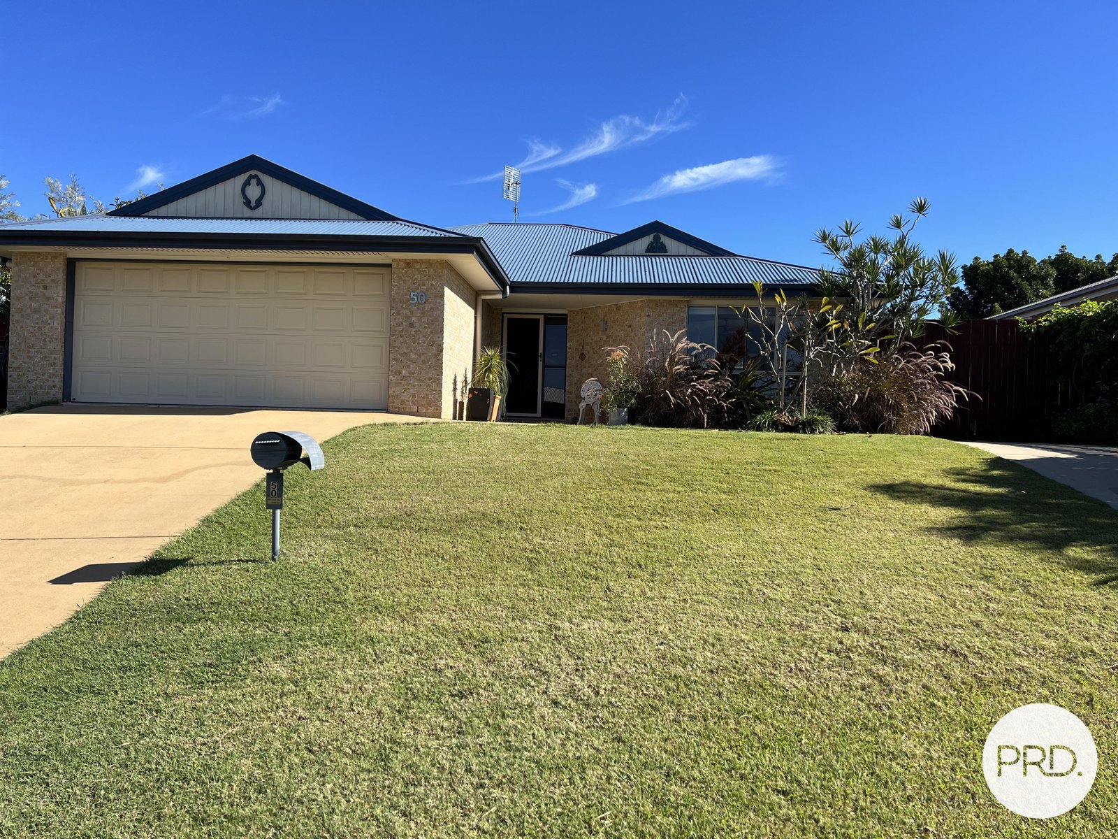 50 Bauhinia Street BOYNE ISLAND 1