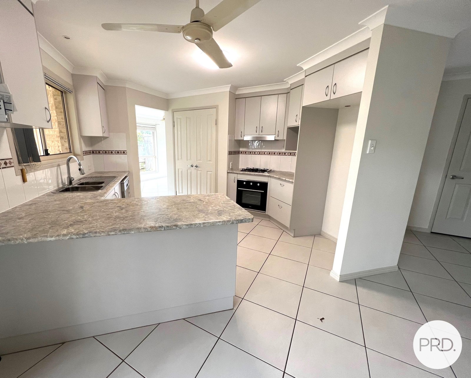50 Bauhinia Street BOYNE ISLAND 3