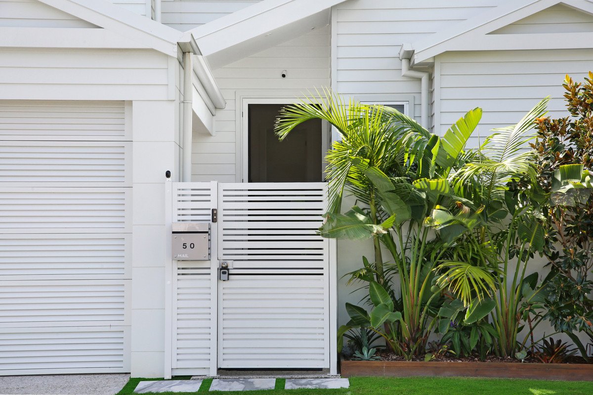 50 Bluejay Street BURLEIGH WATERS 2