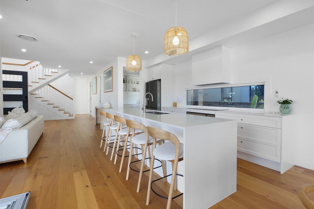 50 Bluejay Street BURLEIGH WATERS 8