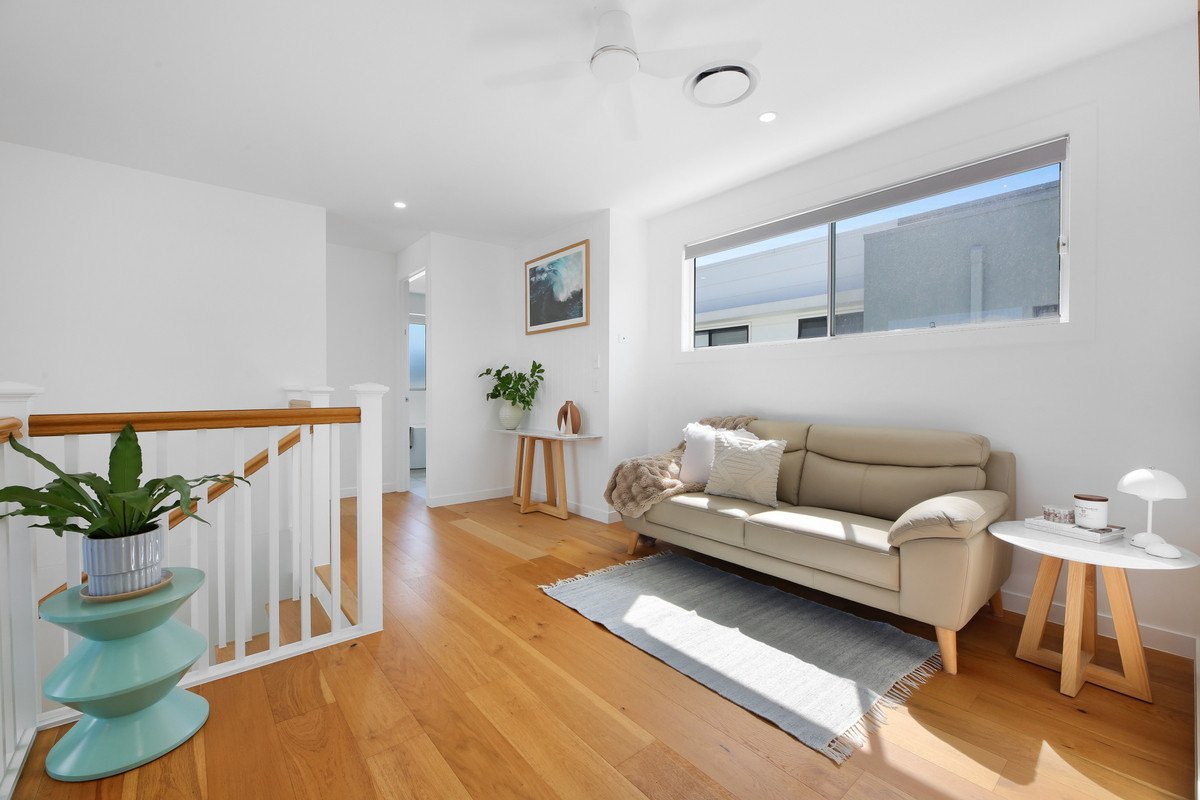 50 Bluejay Street BURLEIGH WATERS 22