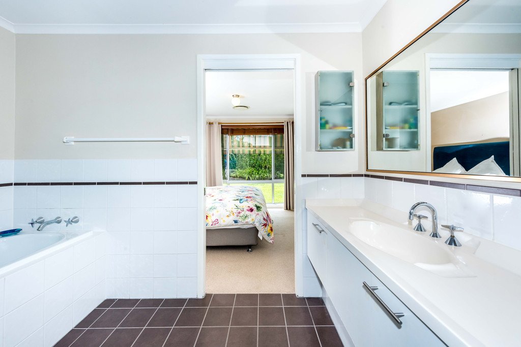 50 Campbell Avenue ANNA BAY 23
