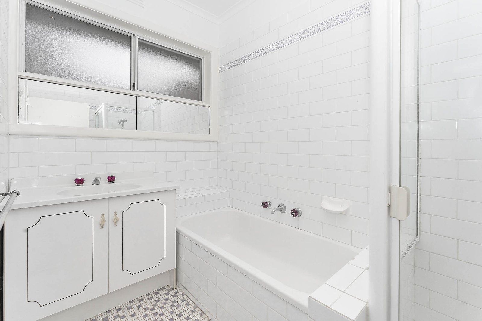 Real Estate and Property in 50 Caroline Crescent, Blackburn North, VIC