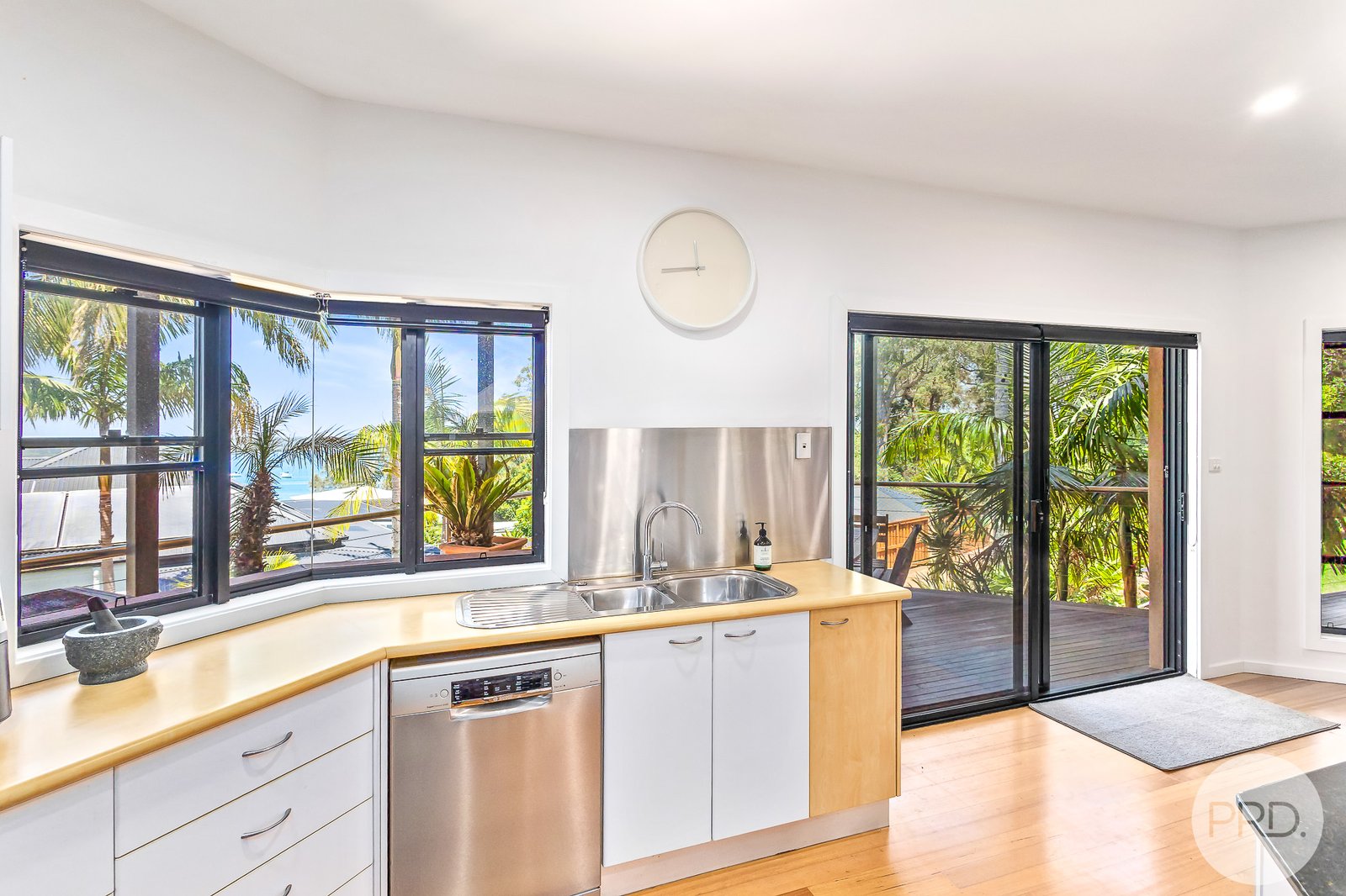 50 Danalene Parade CORLETTE 12