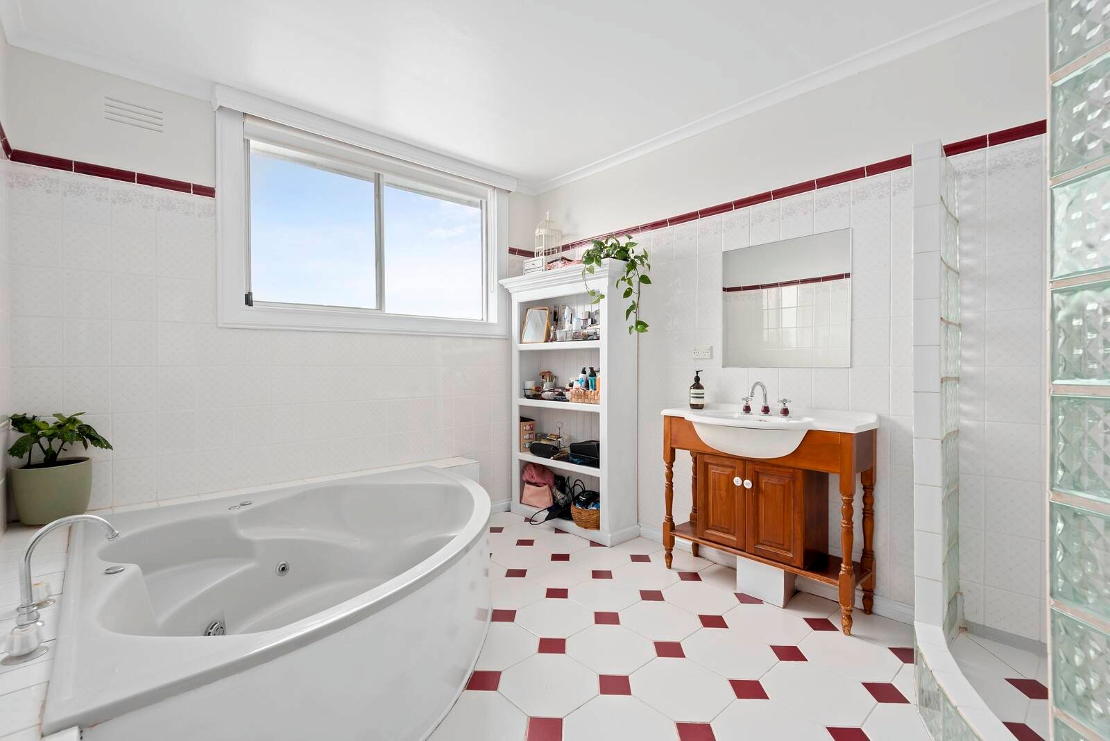 Real Estate and Property in 50 Draper Street, Ocean Grove, VIC