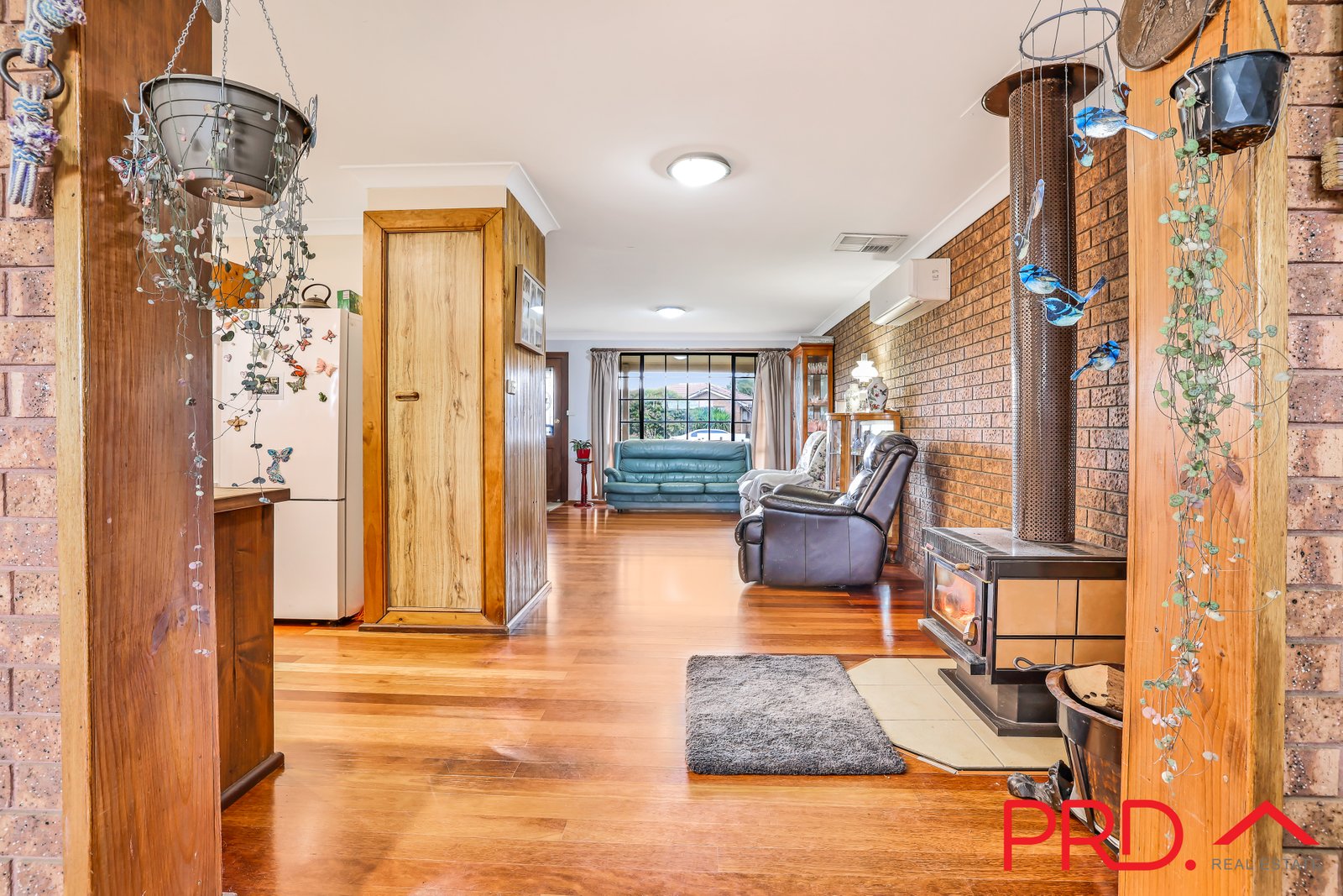 50 Flinders Street TAMWORTH 13