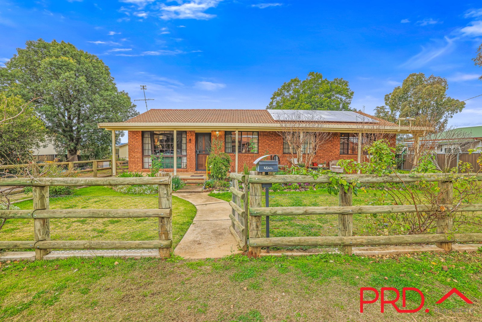 50 Flinders Street TAMWORTH 20