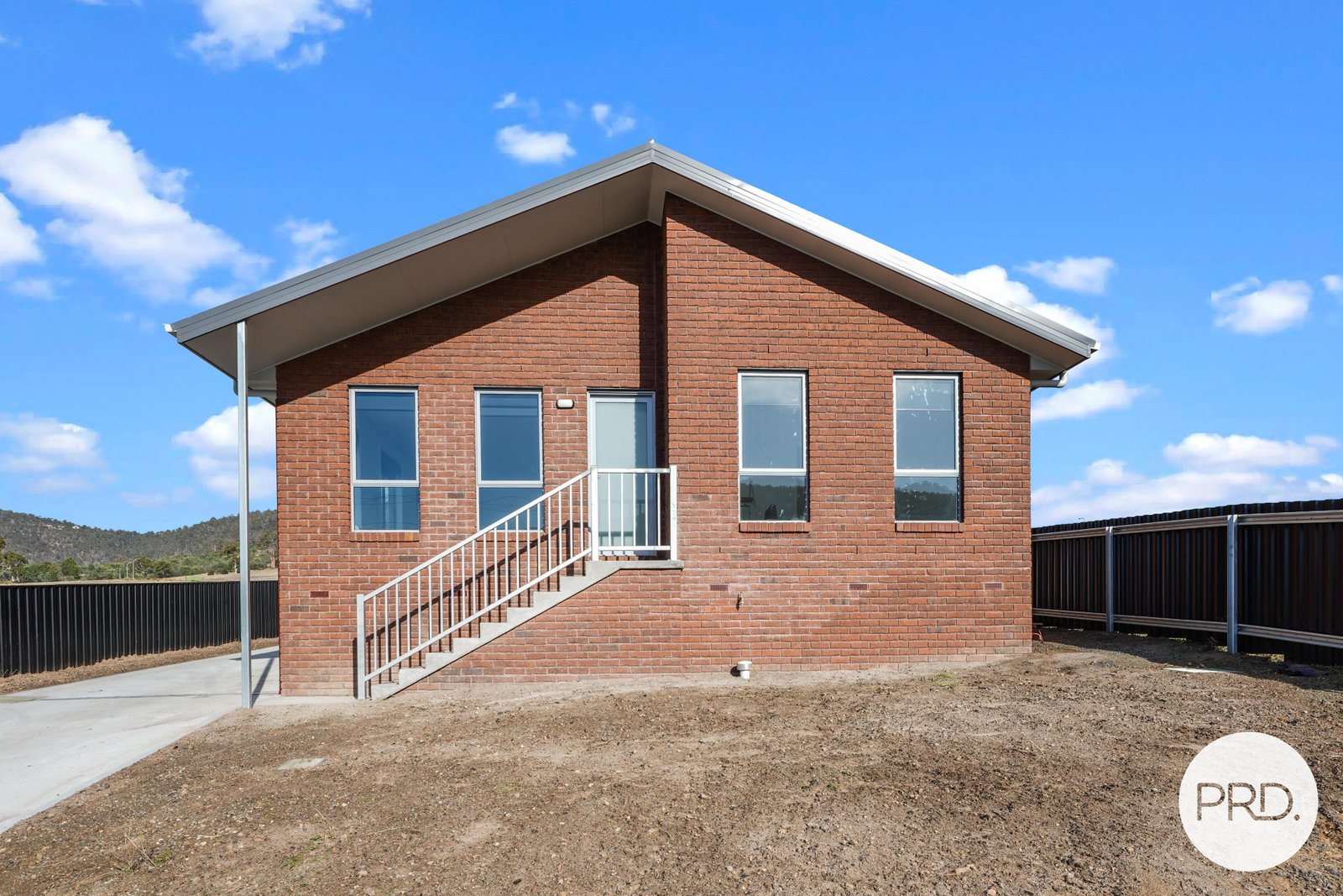 50 Gateway Drive NEW NORFOLK 27