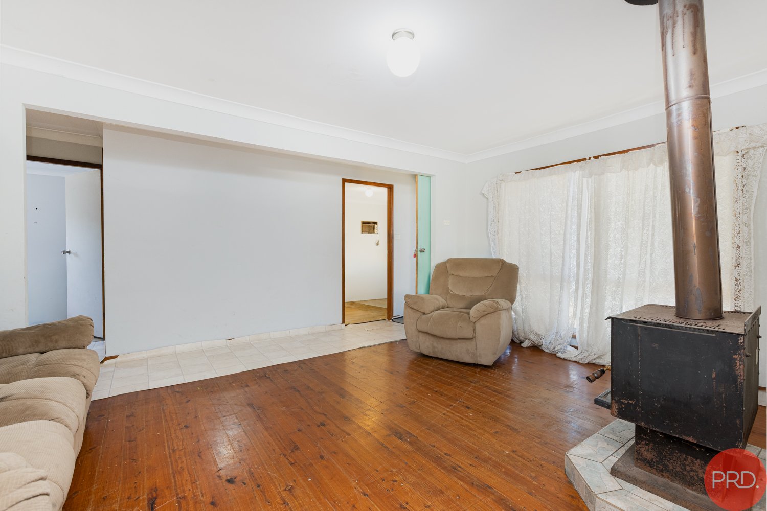 50 George Street HOLMESVILLE 19