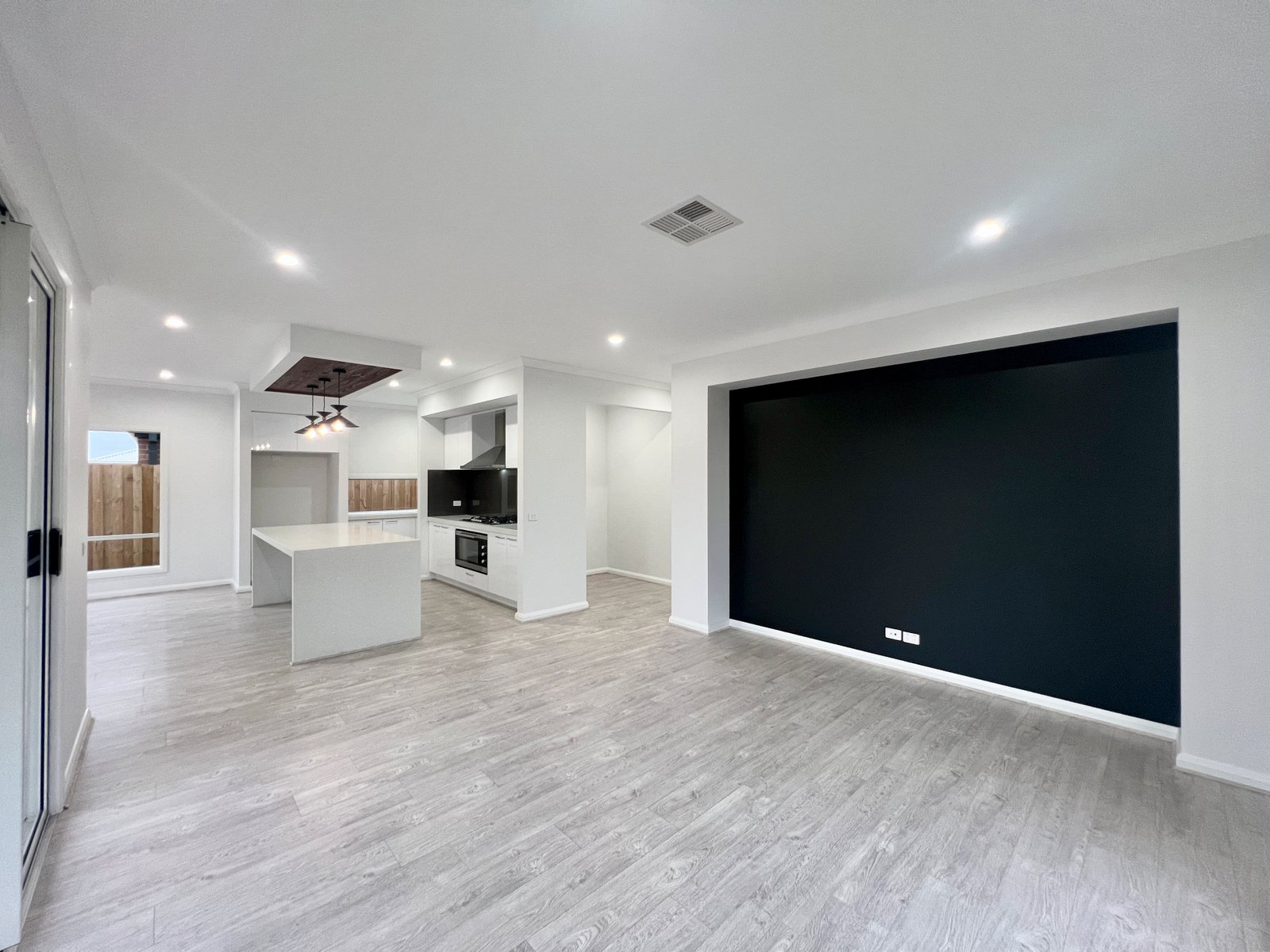 Gallery: 50 Harper Boulevard
