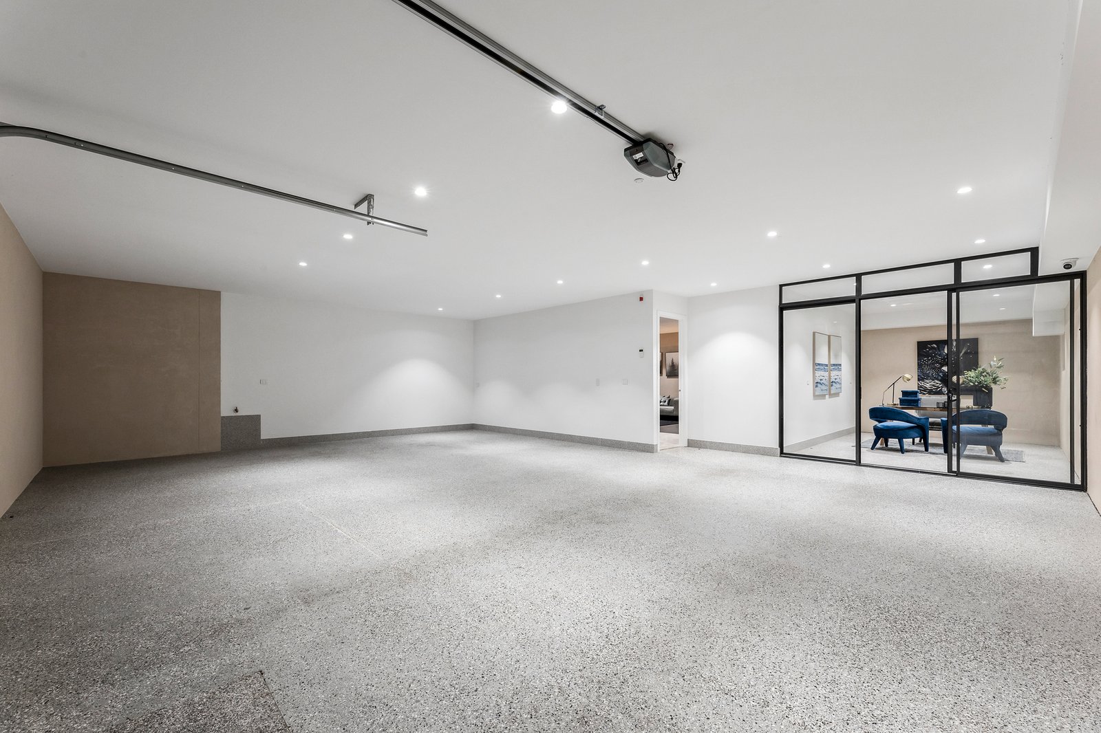 Gallery: 50 Hosken Street