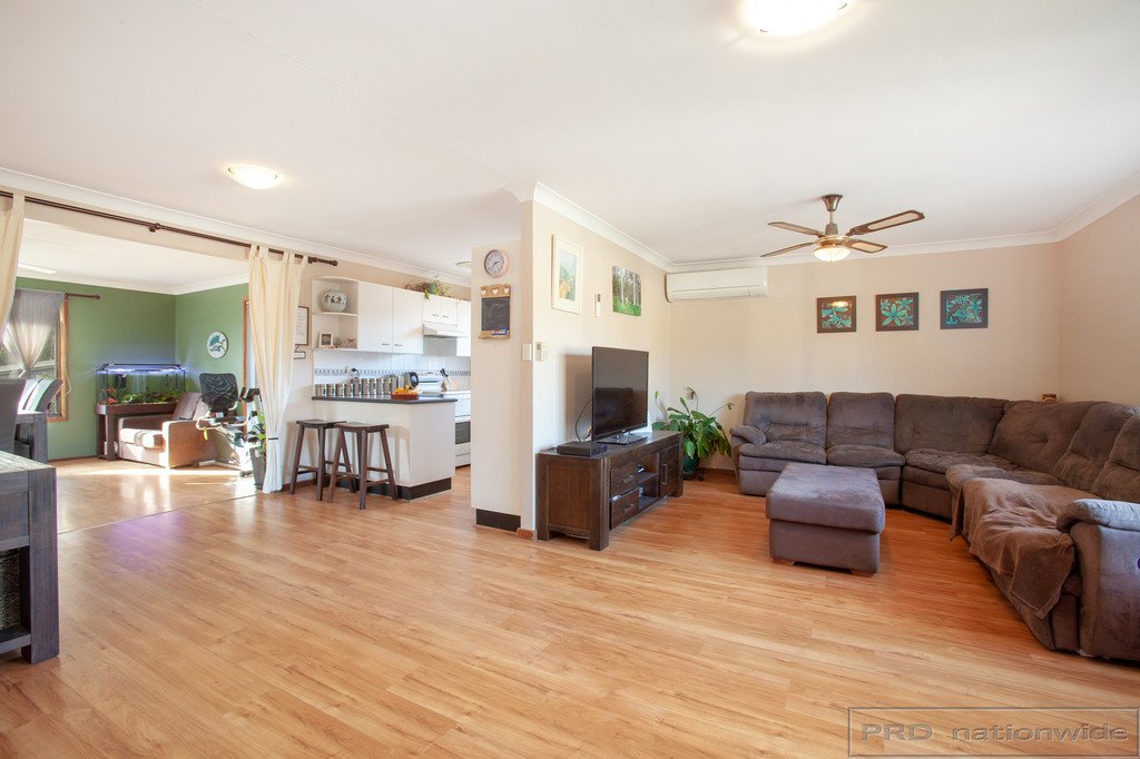 50 John Arthur Avenue THORNTON 2