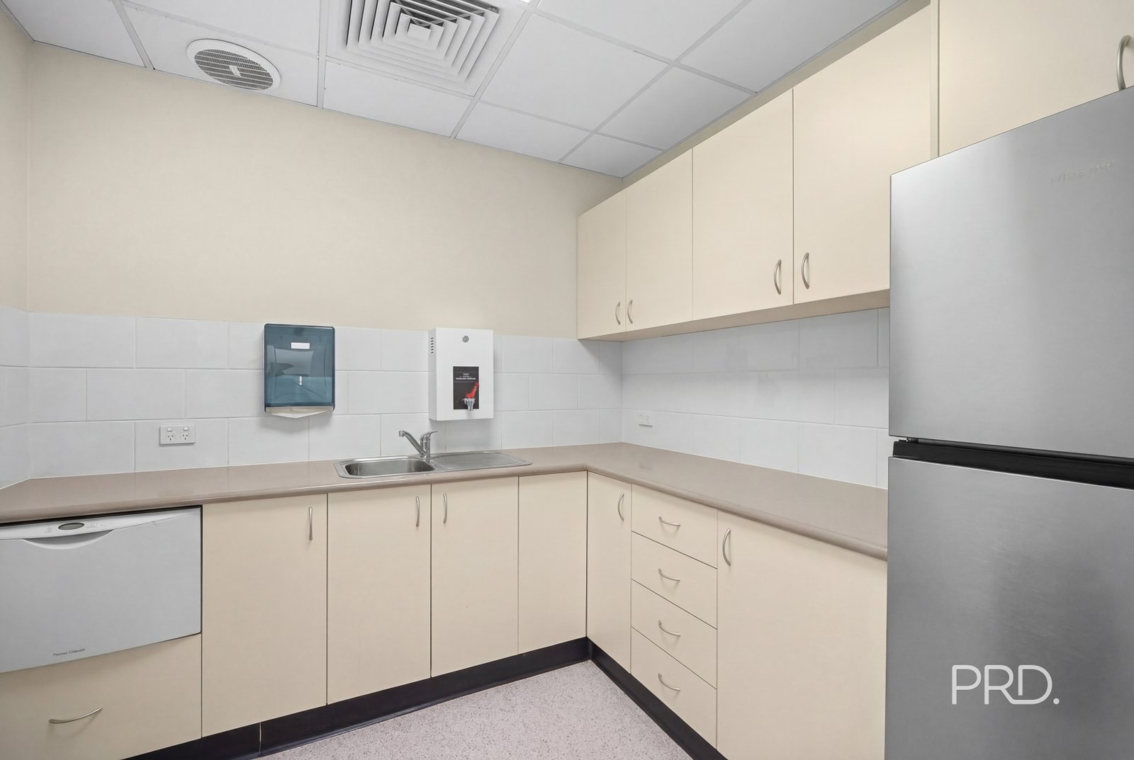 50 Johnston Street WAGGA WAGGA 18