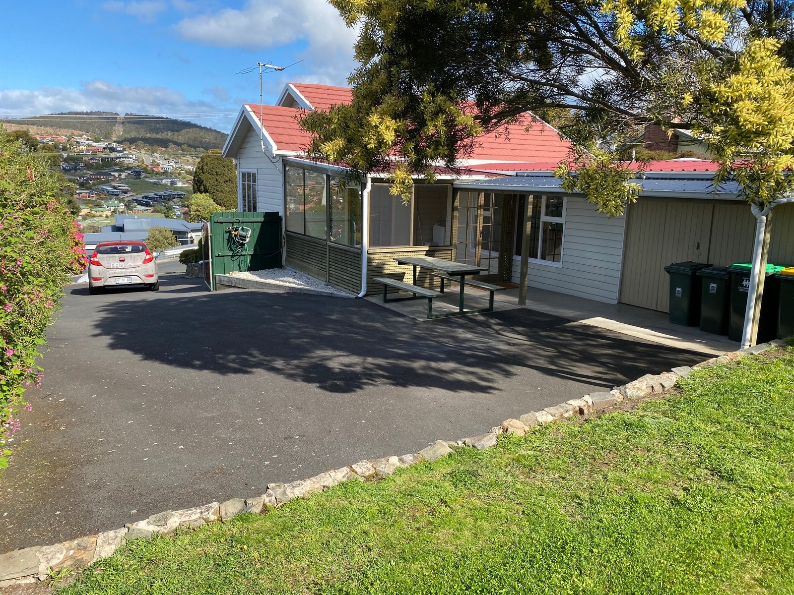 50 Kalang Avenue LENAH VALLEY 21