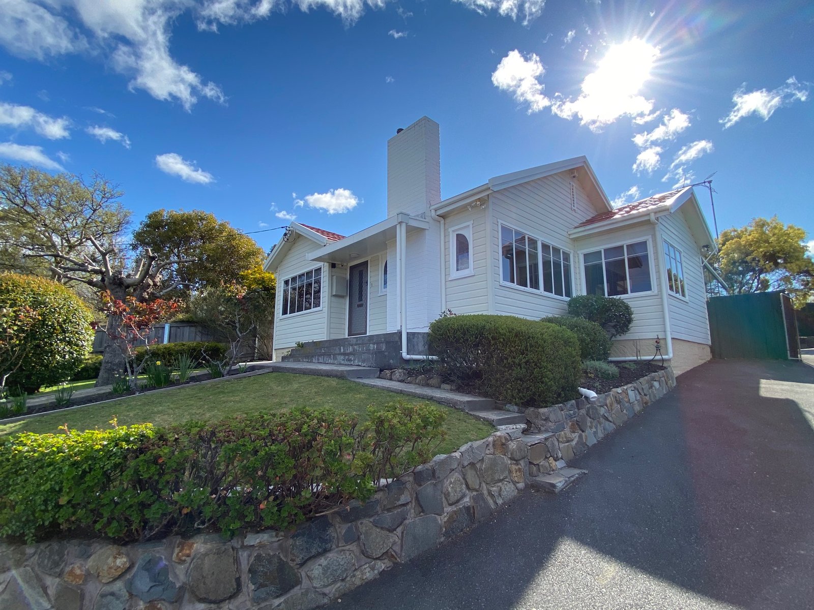 50 Kalang Avenue LENAH VALLEY 24