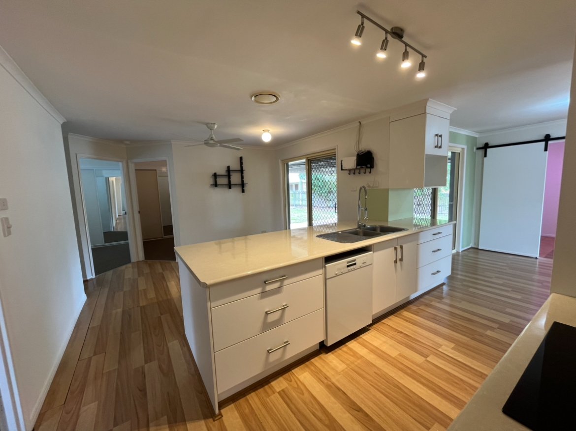 50 Katandra Street BOYNE ISLAND 5