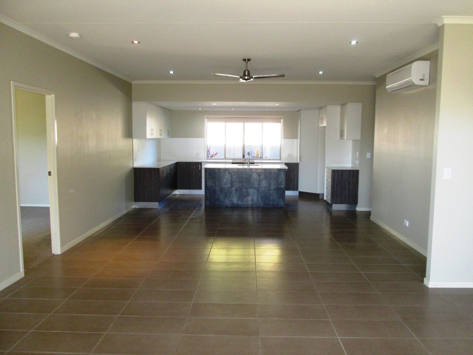 50 Kingfisher Tce  JUBILEE POCKET 6