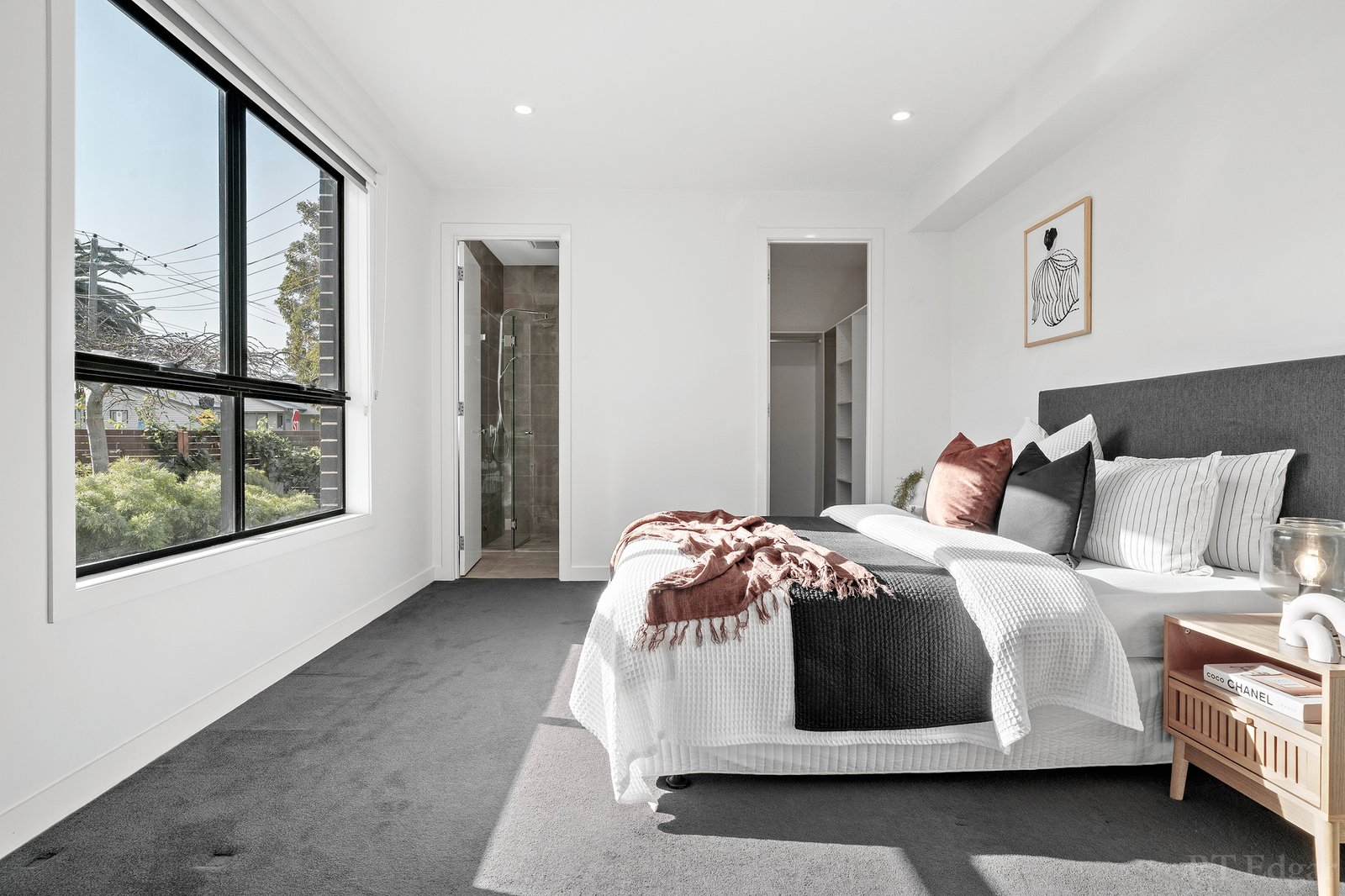 Real Estate and Property in 50 Leinster Grove, Thornbury, VIC