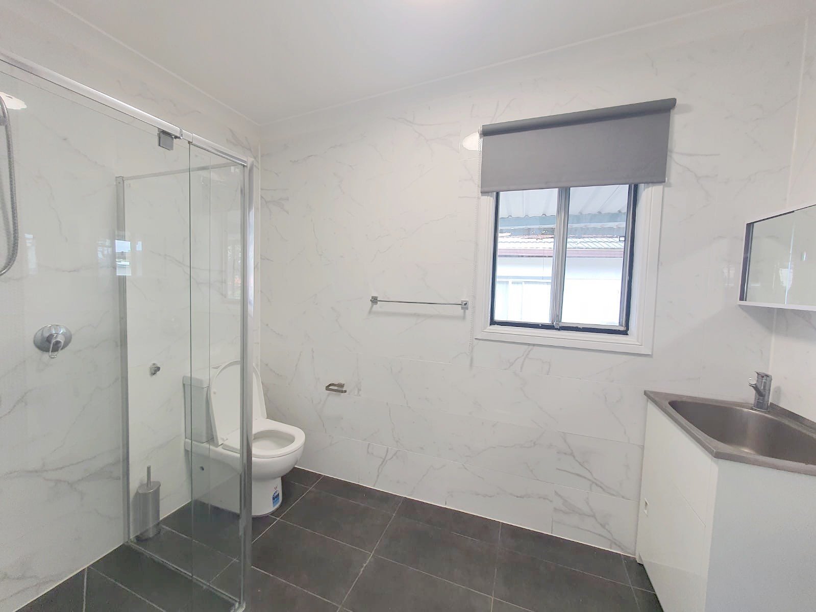 50 Lions Avenue LURNEA 8