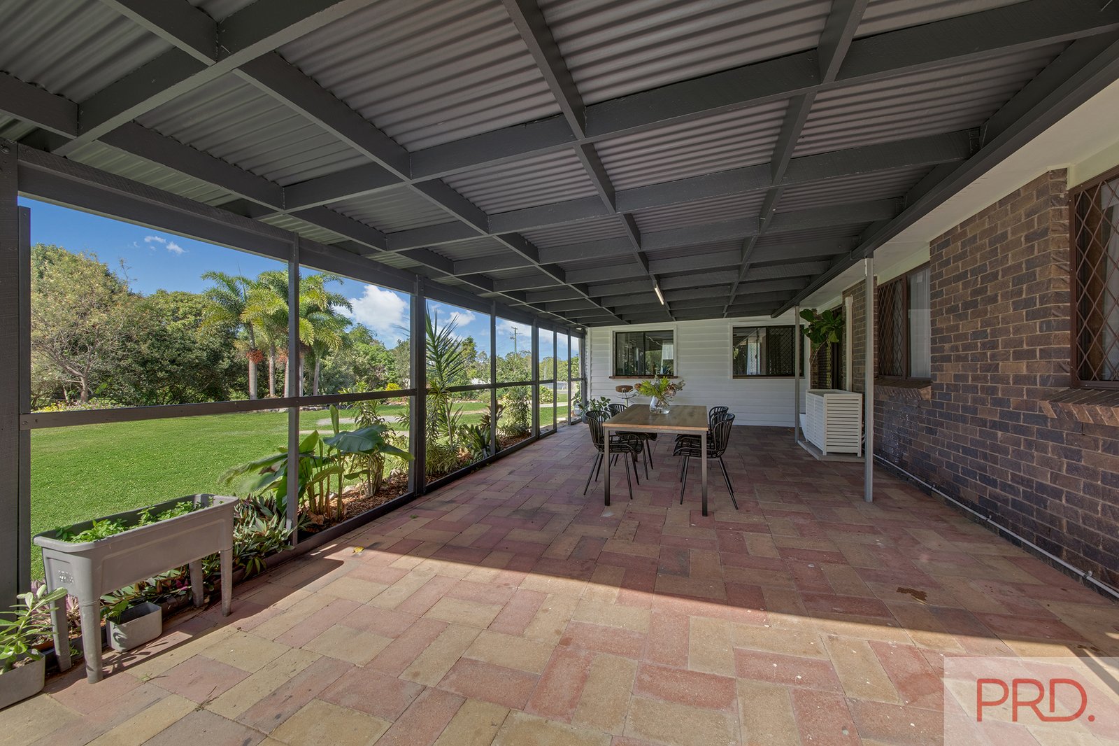 50 Mcleod Street BOYNE ISLAND 8