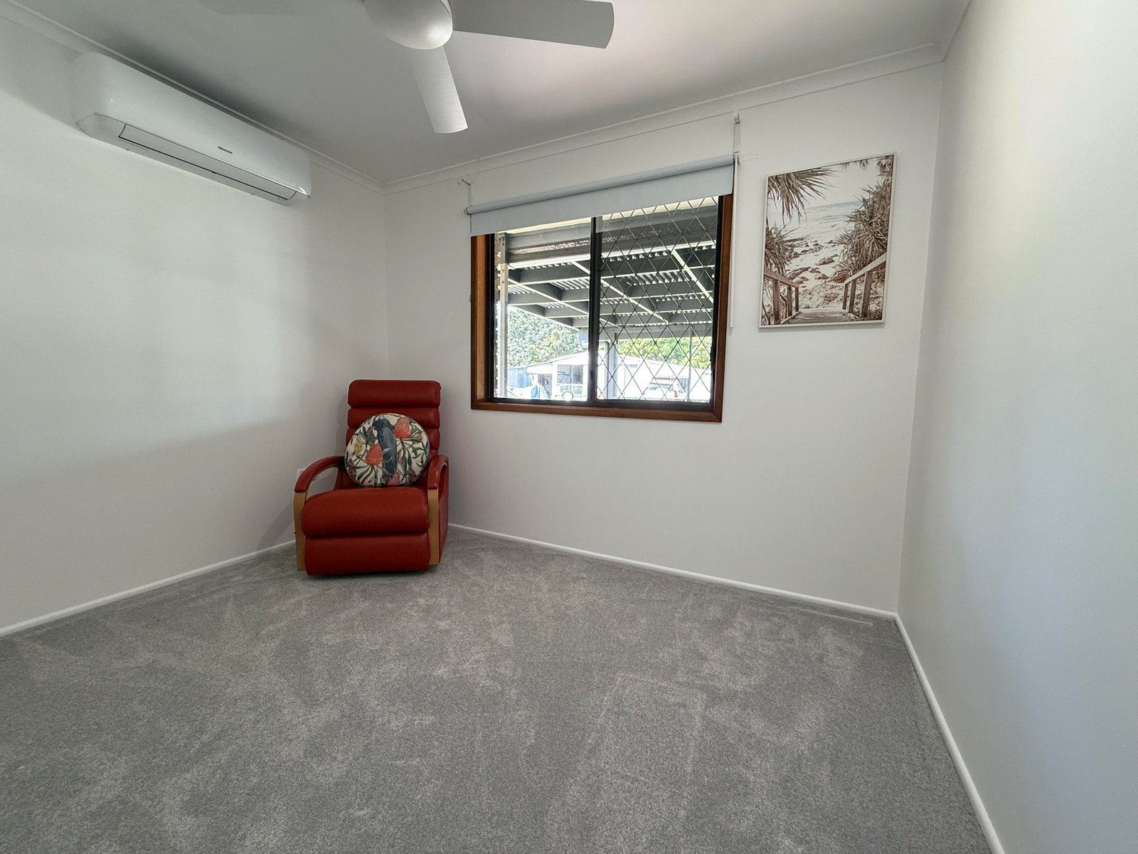 50 Mcleod Street BOYNE ISLAND 16