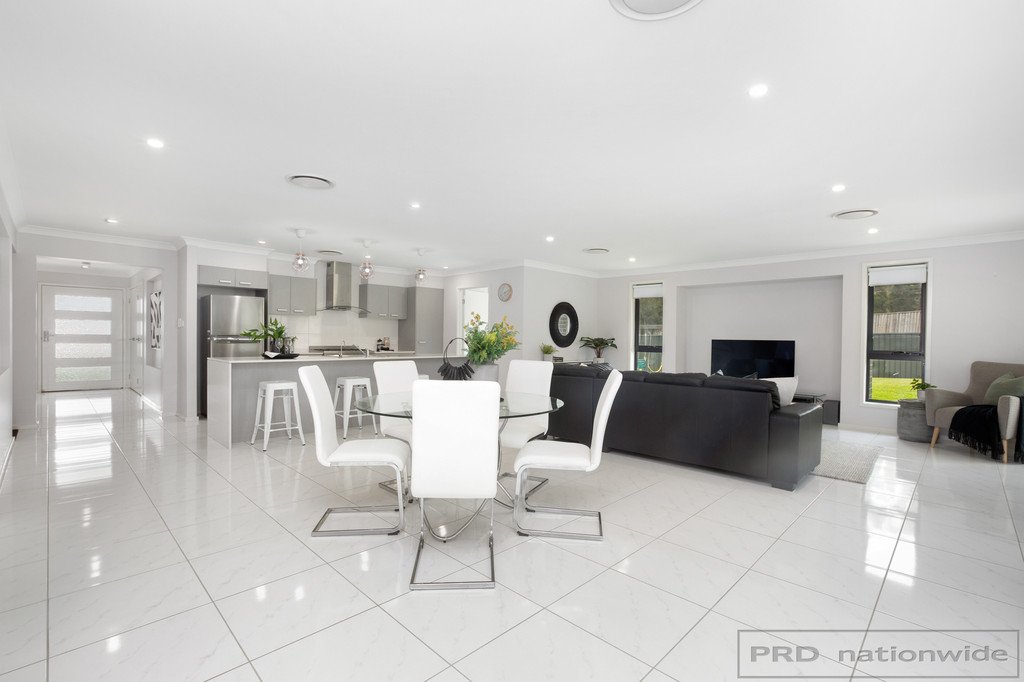 50 Mileham Circuit RUTHERFORD 3