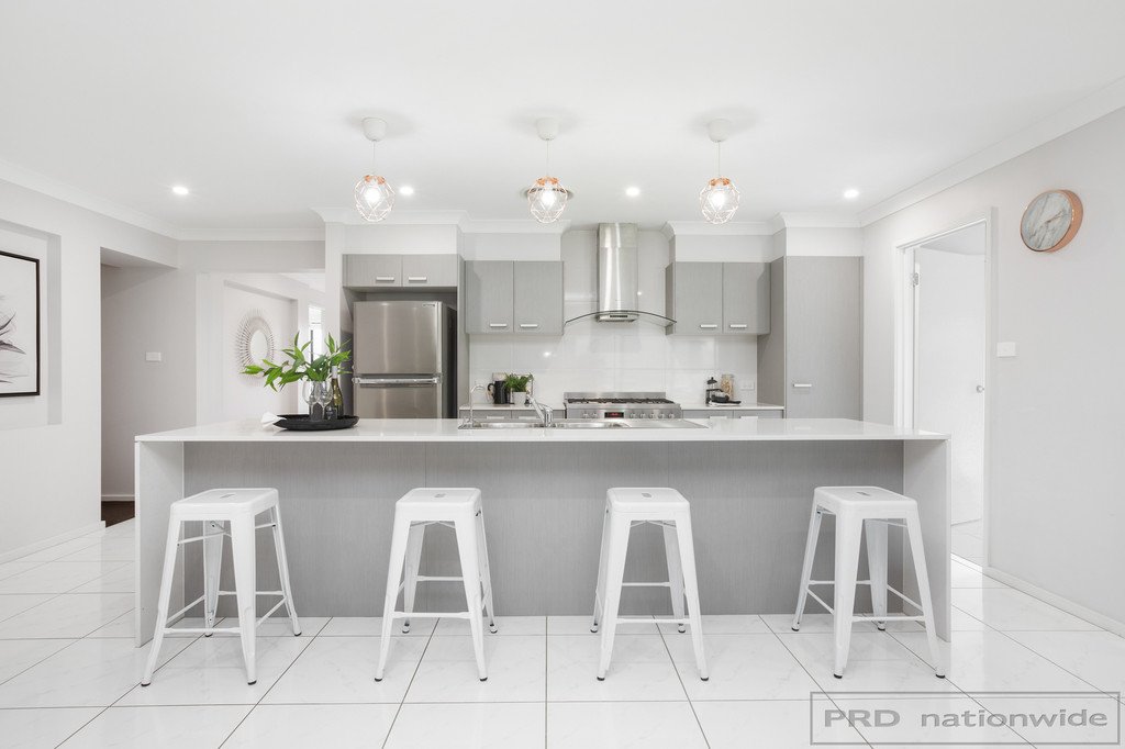 50 Mileham Circuit RUTHERFORD 5