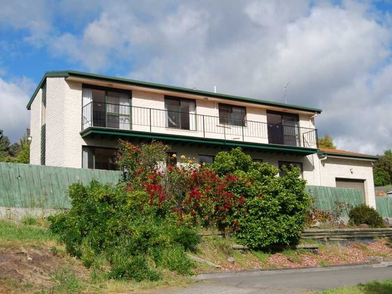 50 Mirramar Park BLACKMANS BAY 13