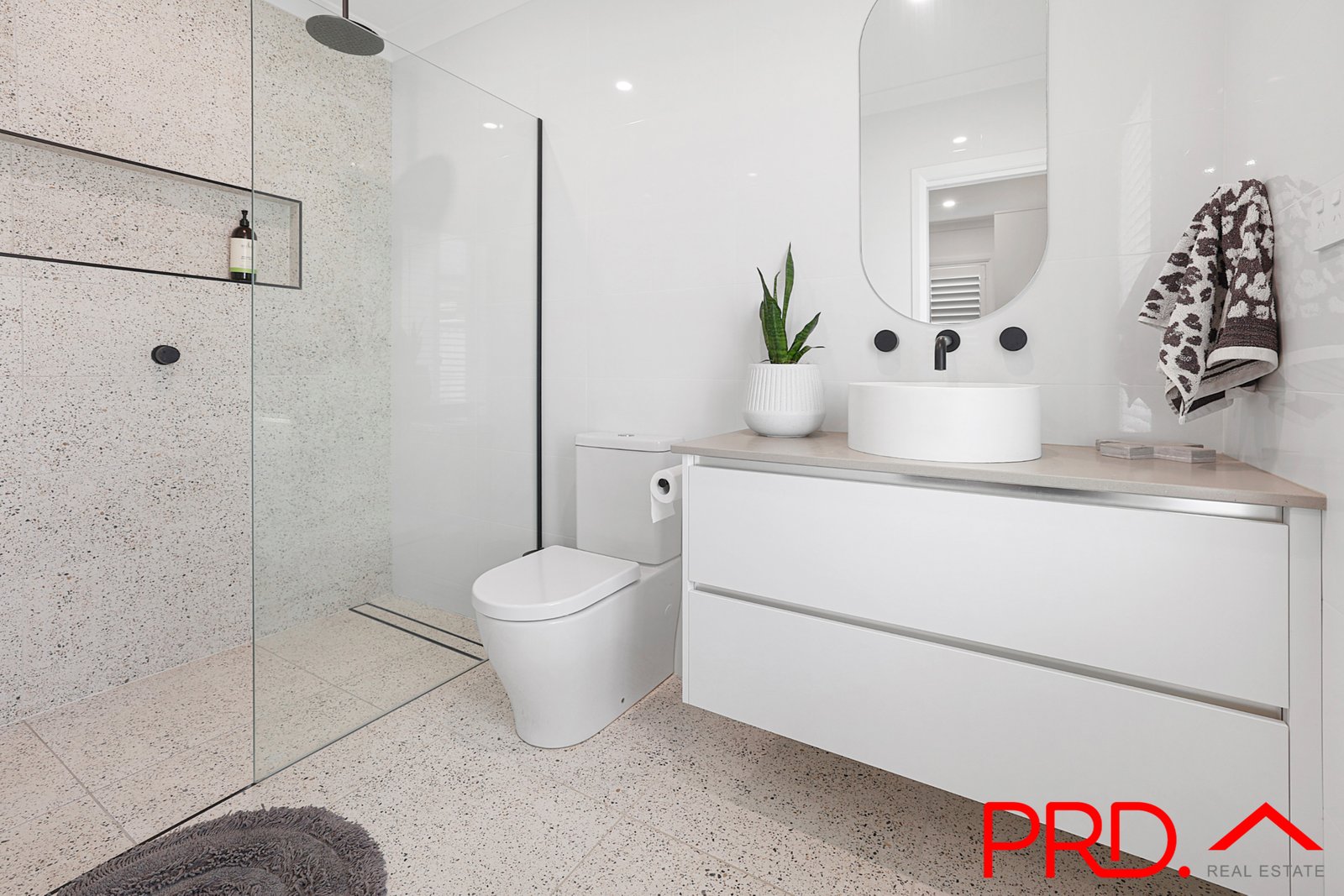 50 Mustang Close TAMWORTH 5