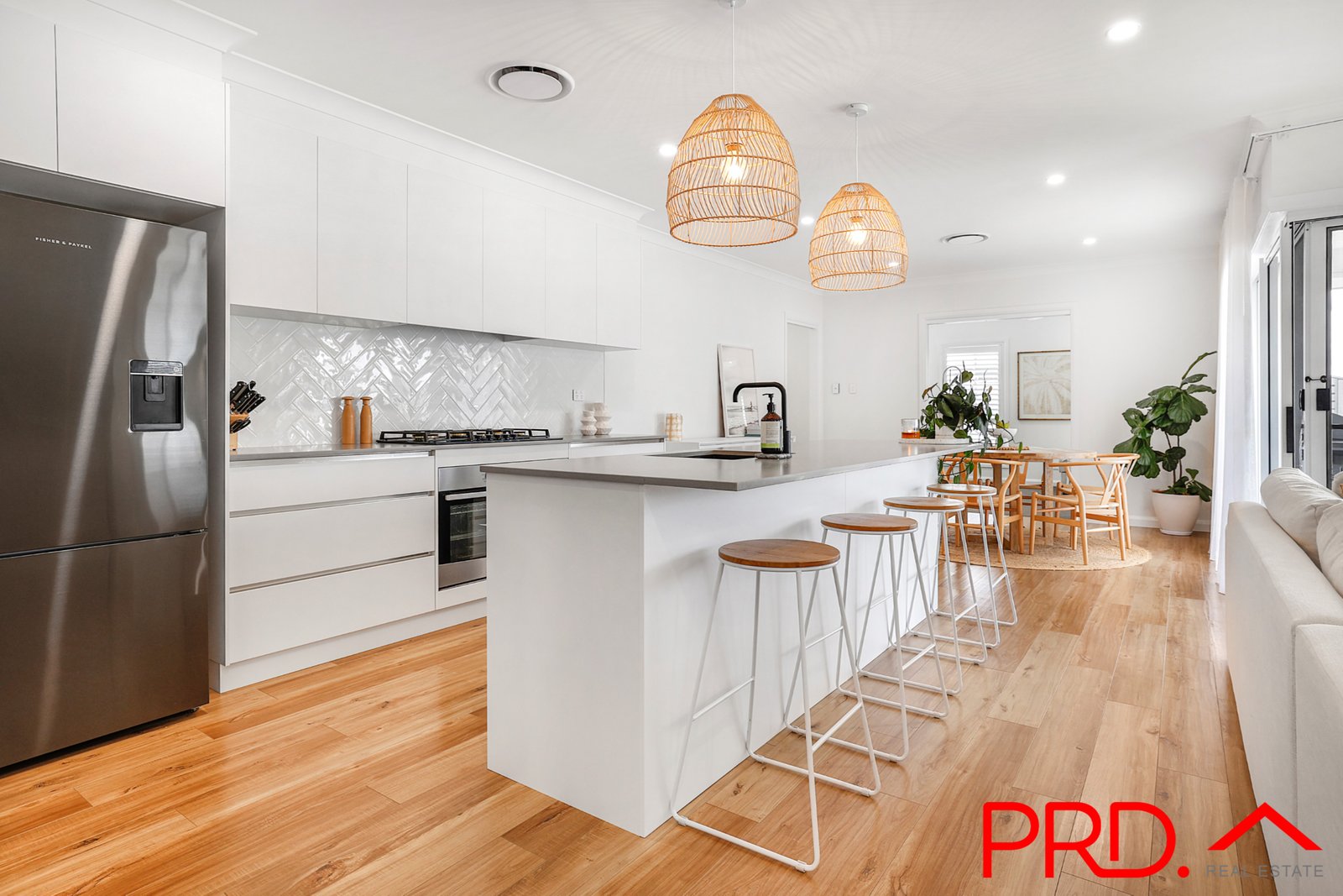 50 Mustang Close TAMWORTH 10