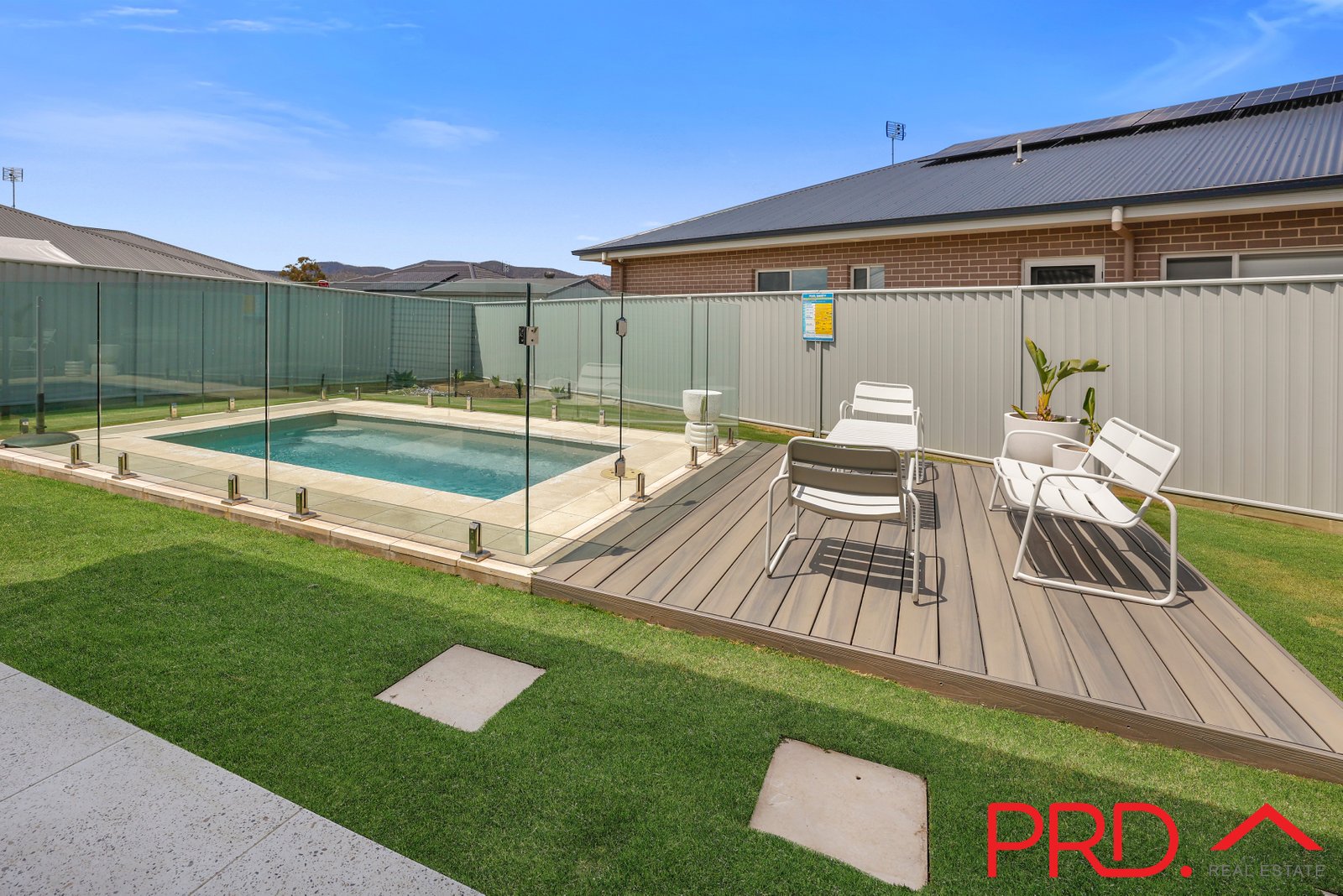 50 Mustang Close TAMWORTH 25