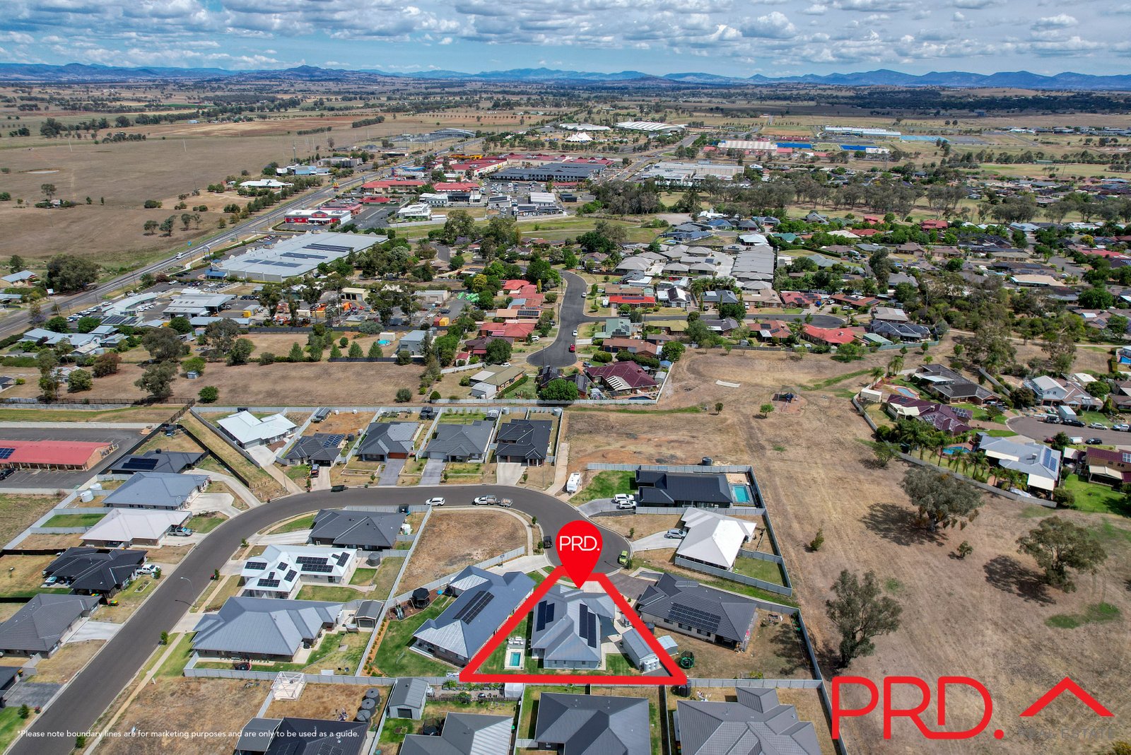 50 Mustang Close TAMWORTH 31