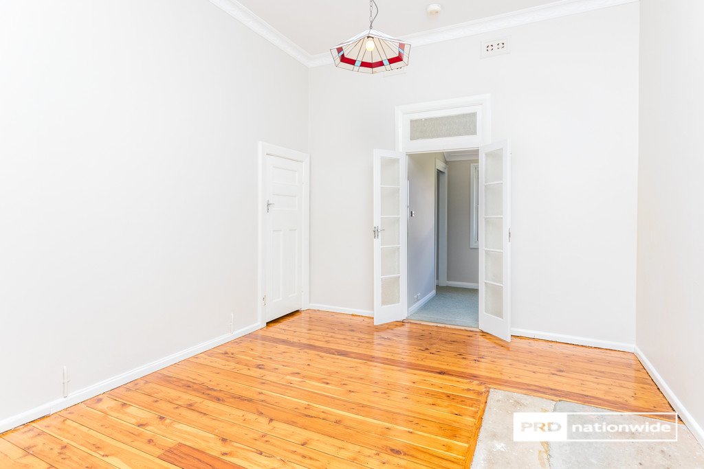 50 Napier Street TAMWORTH 4