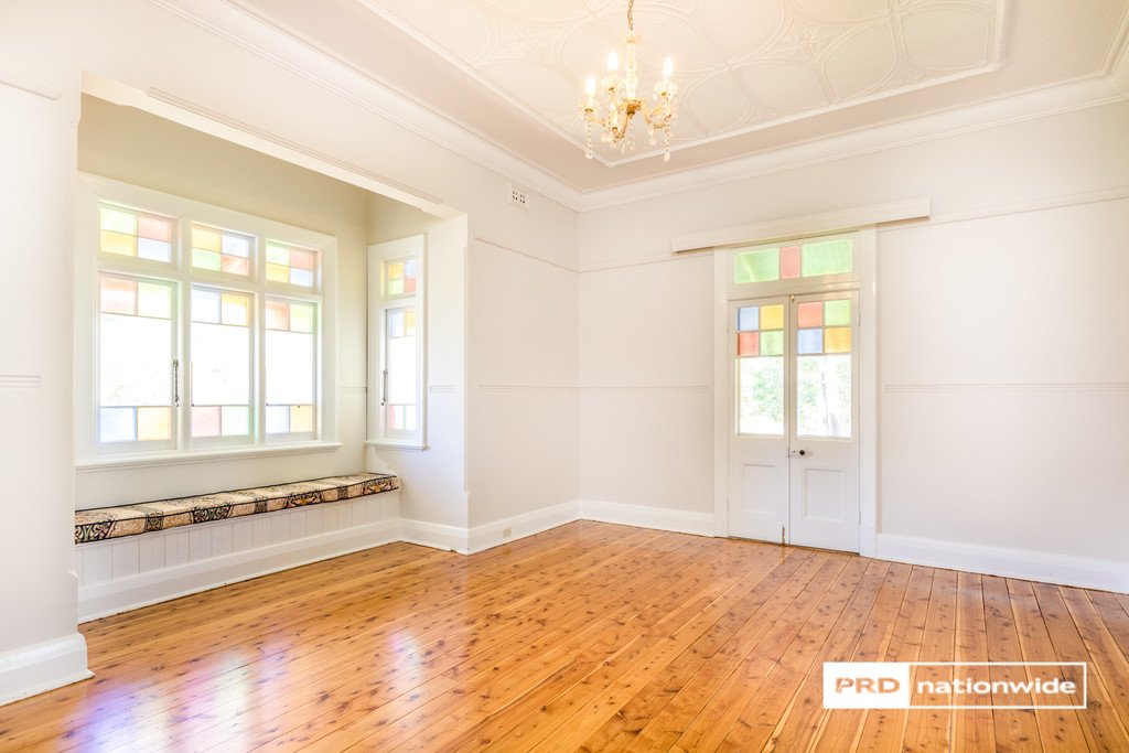 50 Napier Street TAMWORTH 5
