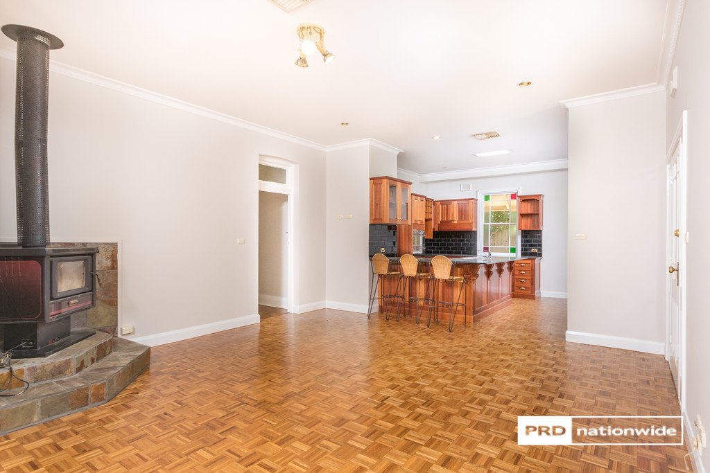 50 Napier Street TAMWORTH 11