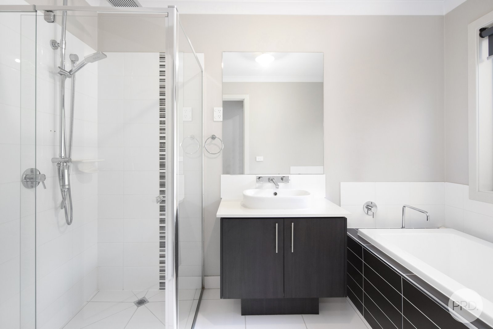 50 Normlyttle Parade MINERS REST 9