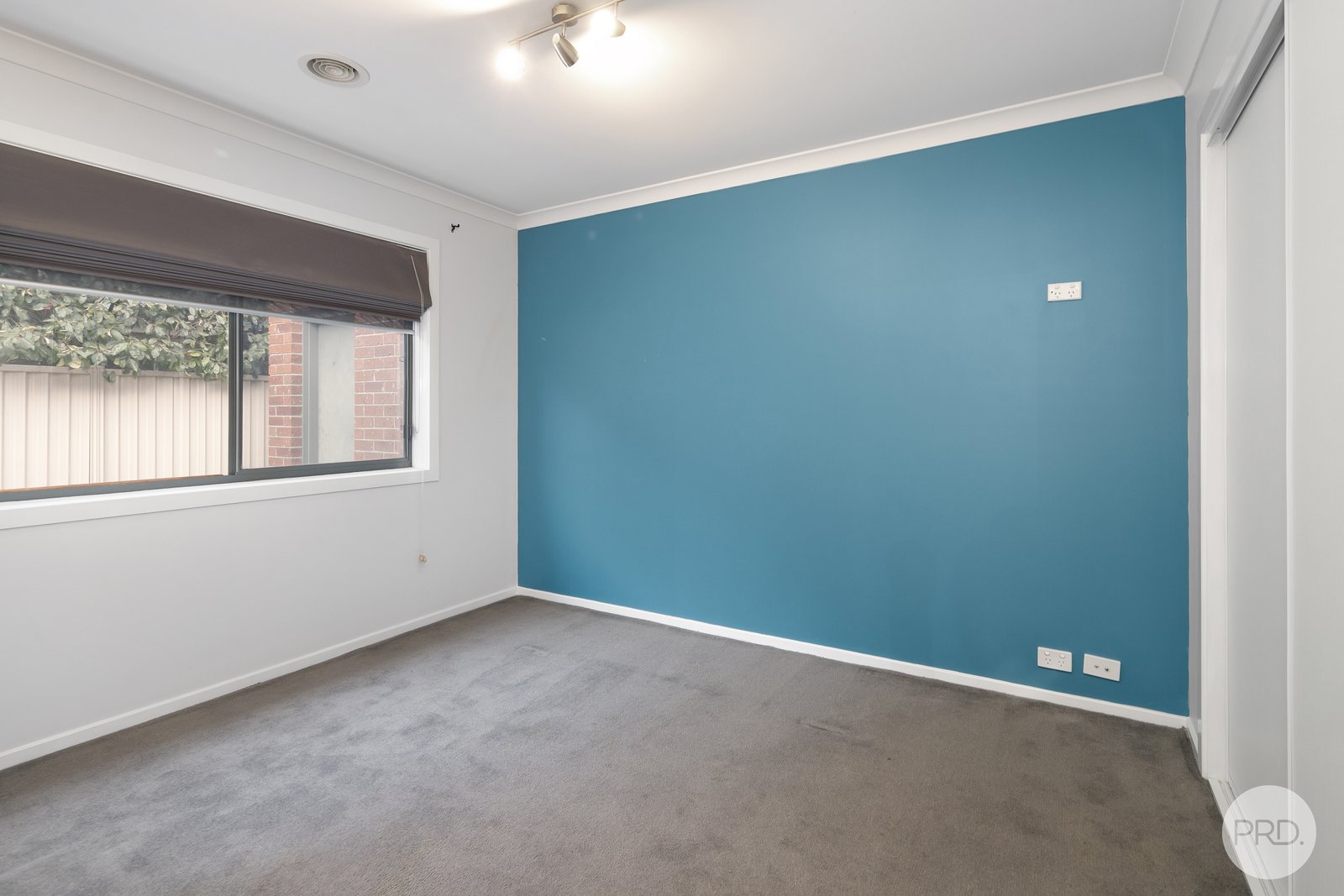 50 Normlyttle Parade MINERS REST 10