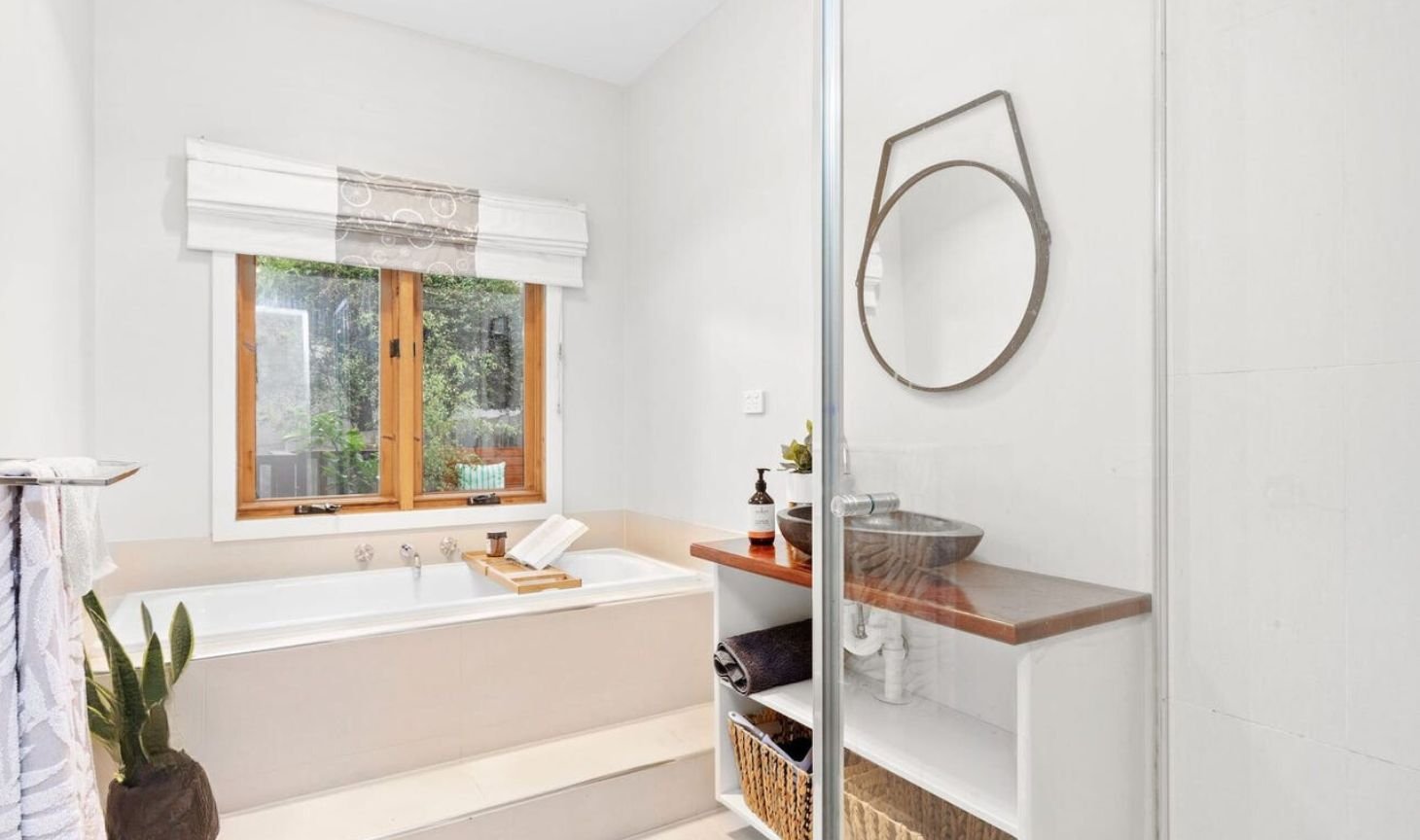 Real Estate and Property in 50 Presidents Avenue, Ocean Grove, VIC