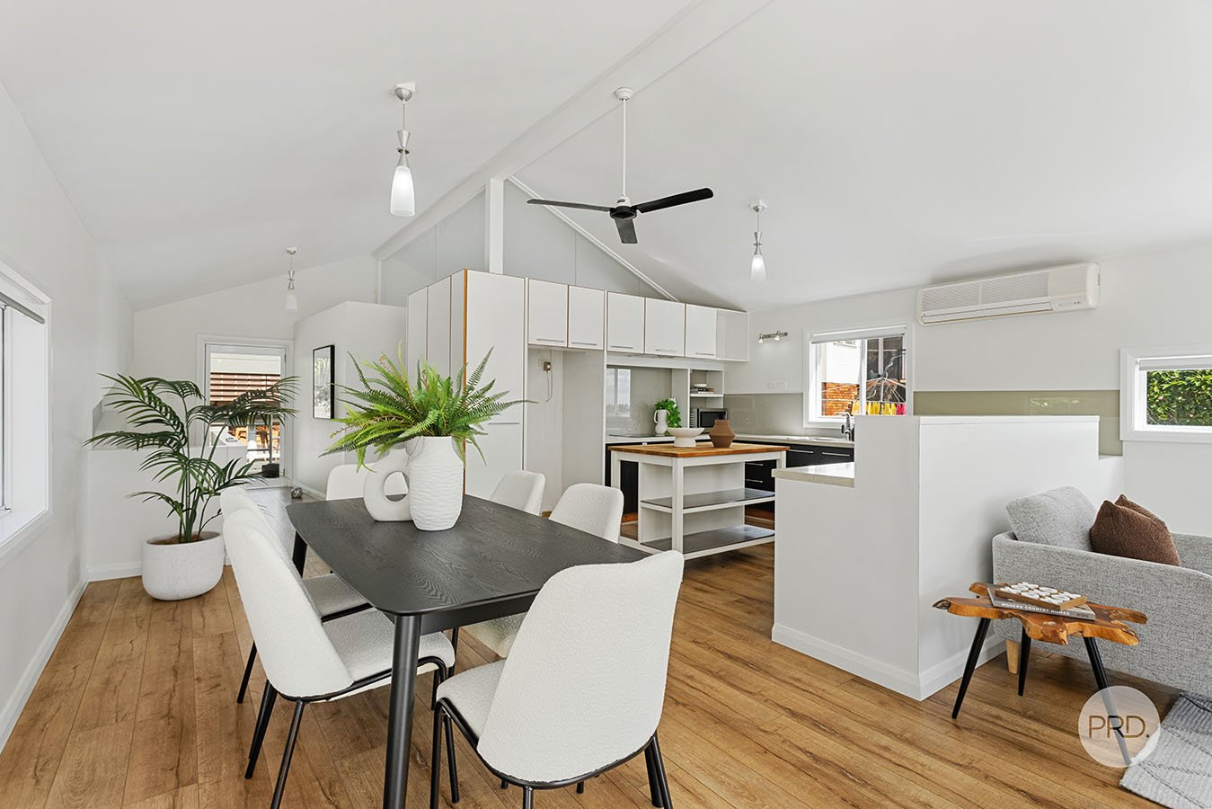 50 Renway Avenue LUGARNO 4